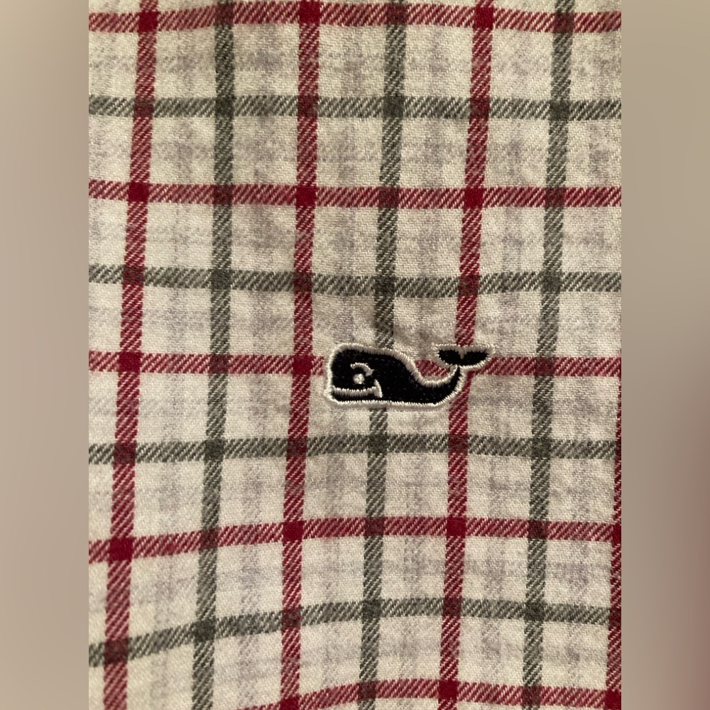 Vineyard Vine’s Men’s Long Sleeve Button Down Whale Shirt Red White Flannel - Picture 4 of 7